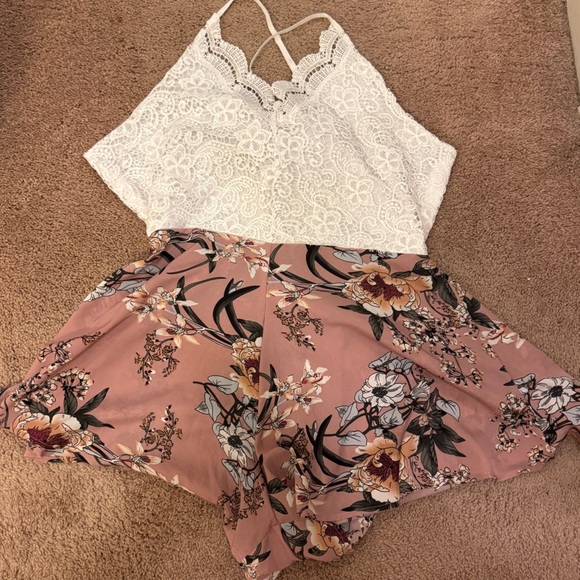 SHEIN White Lace Floral Romper - Picture 11 of 14